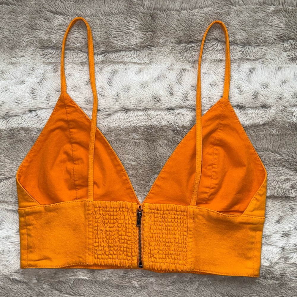 ALICE + OLIVIA Carli Denim Crop Top in Tangerine Size 6 - Picture 7 of 16